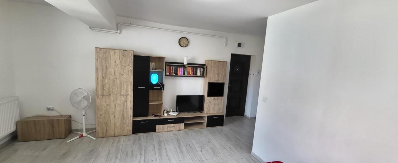 Self Check-in 22 Bulevardul Oltenia * Craiova